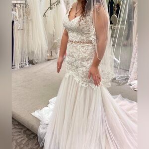 David’s signature wedding dress